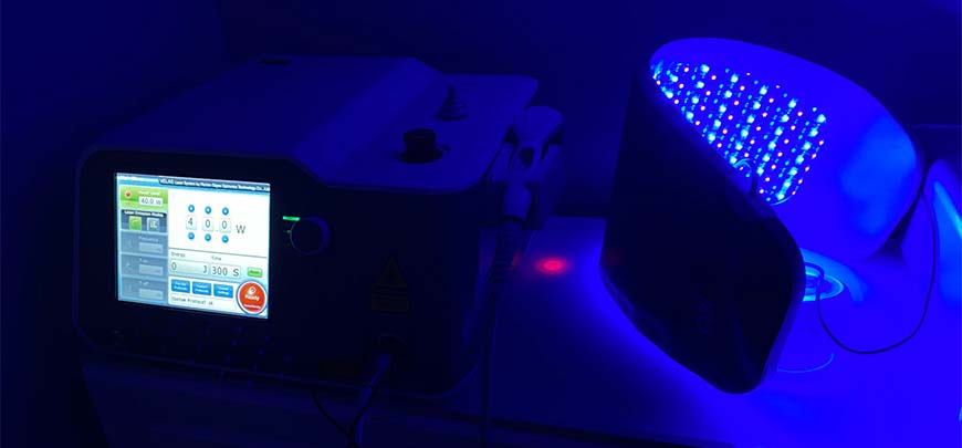 Laser table used for Laser therapy at Jupiter Disc Center in Jupiter